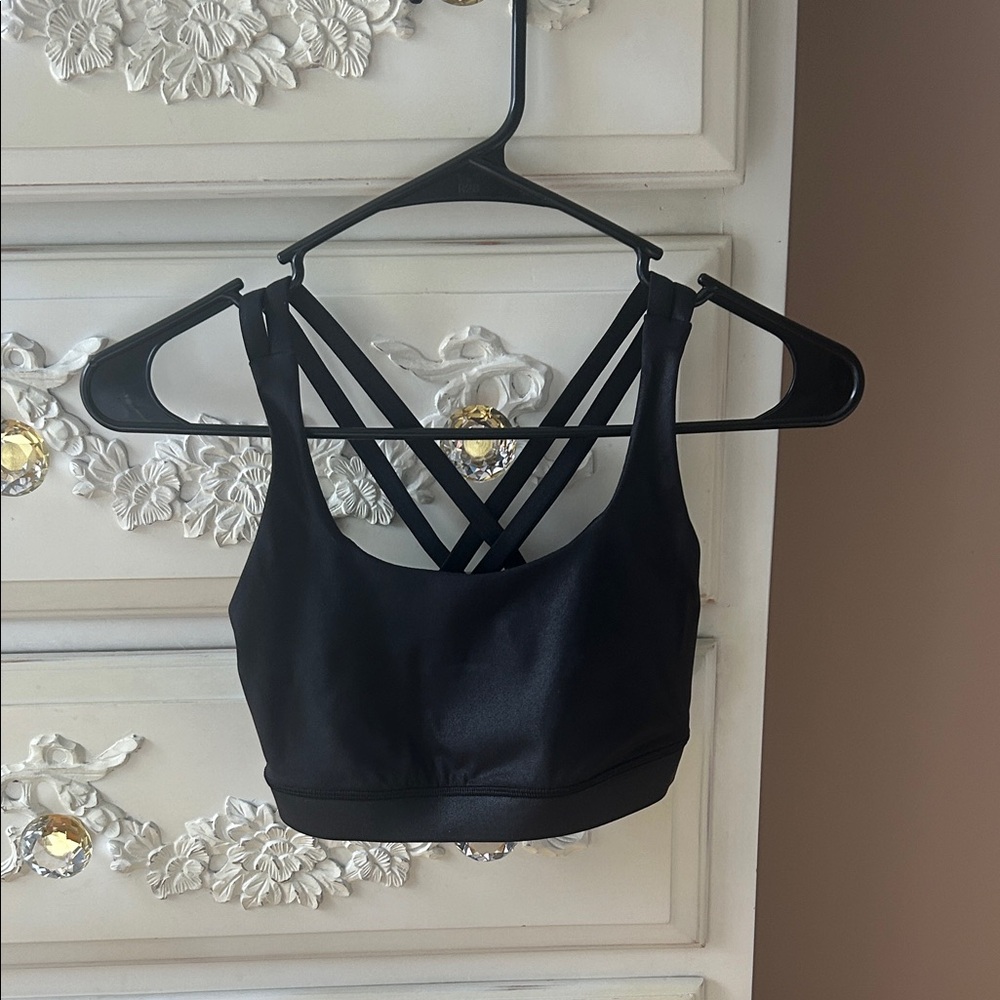 Black Lululemon Strappy Sports Bra